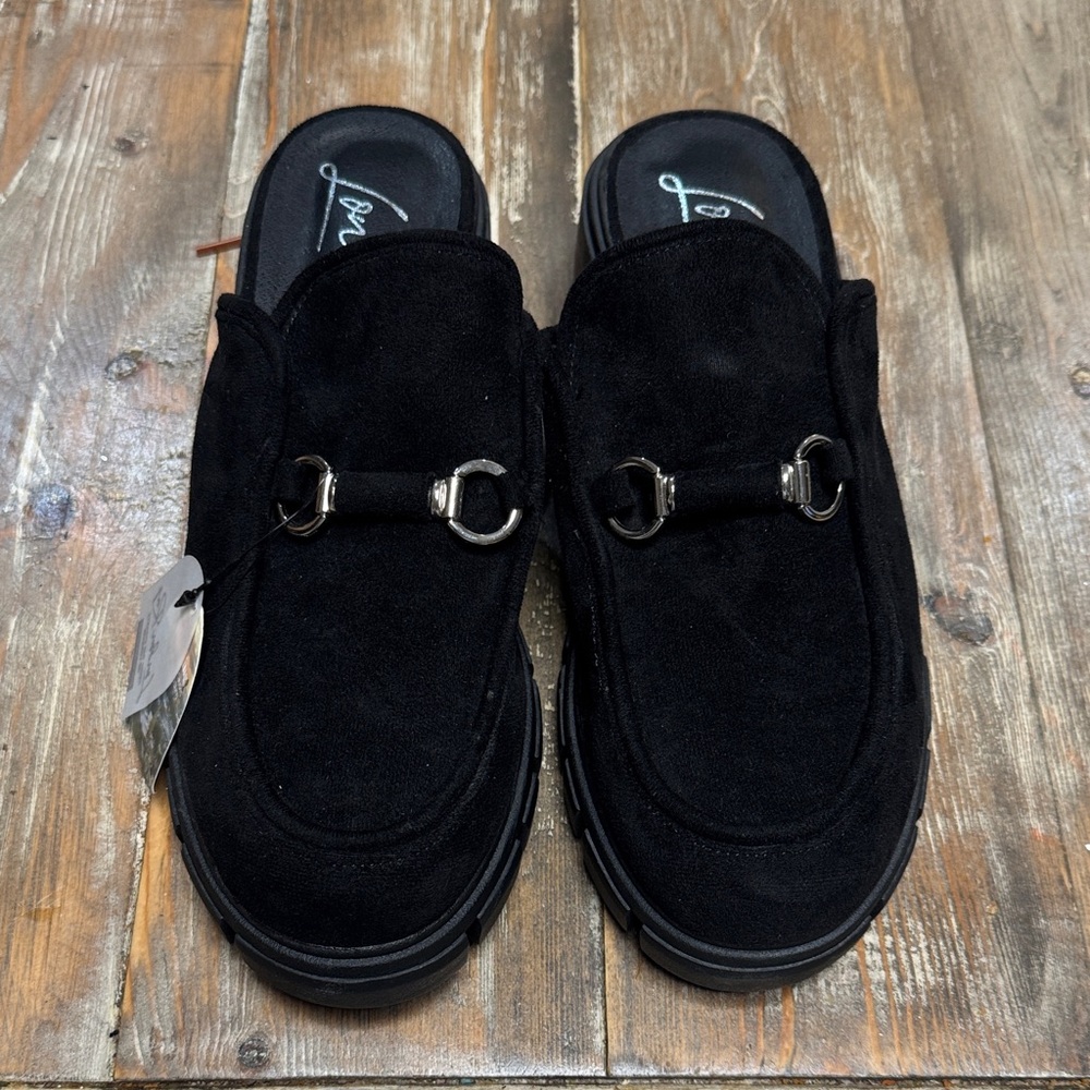 Elegant Black Suede Mules